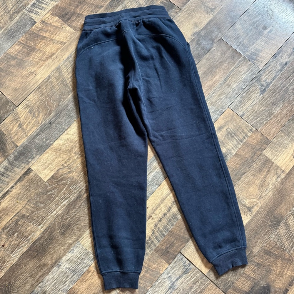Lululemon Navy Scuba Sweatpants - Picture 3 of 6